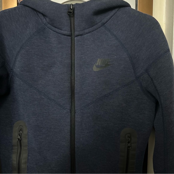 Nike Sportswear Tech Fleece - Picture 4 of 9